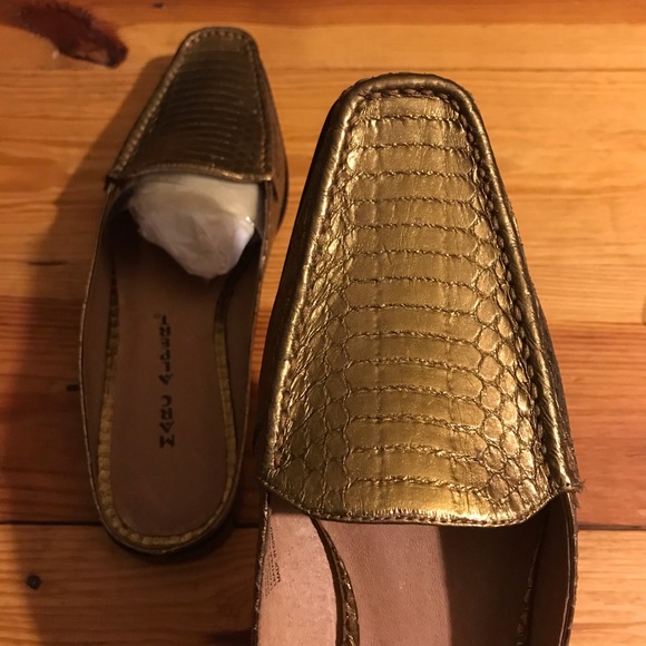 Marc Alpert Bronze Snakeskin Loafer Flats, NWB, 8 - Picture 5 of 10